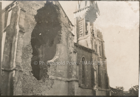 Église en ruines (Bey-sur-Seille)